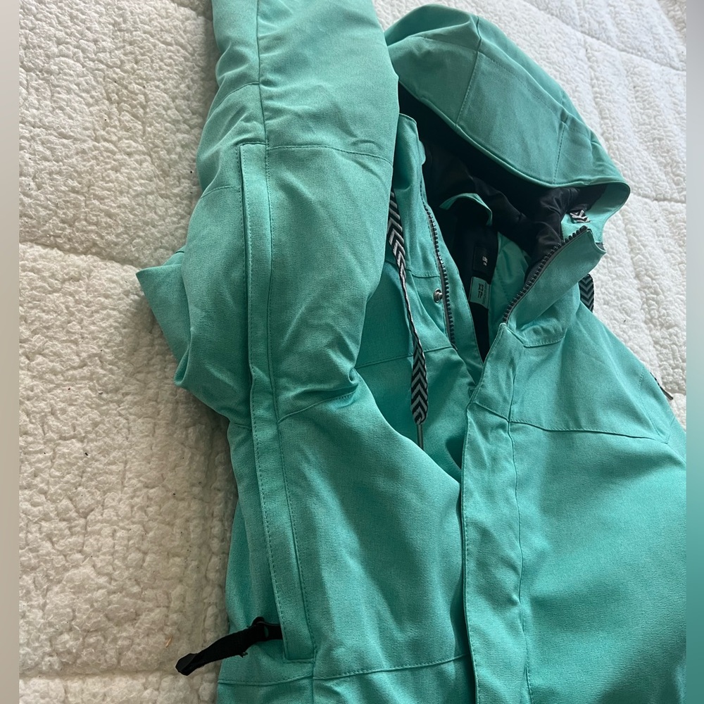 Volcom ACT insulated jacket - Picture 4 of 8